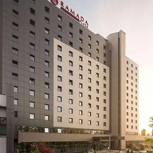 Hotel Ramada Plaza By Wyndham Convention Center ****