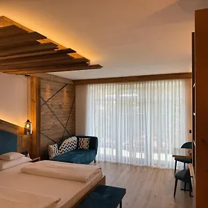 Am Schloßberg Hotel